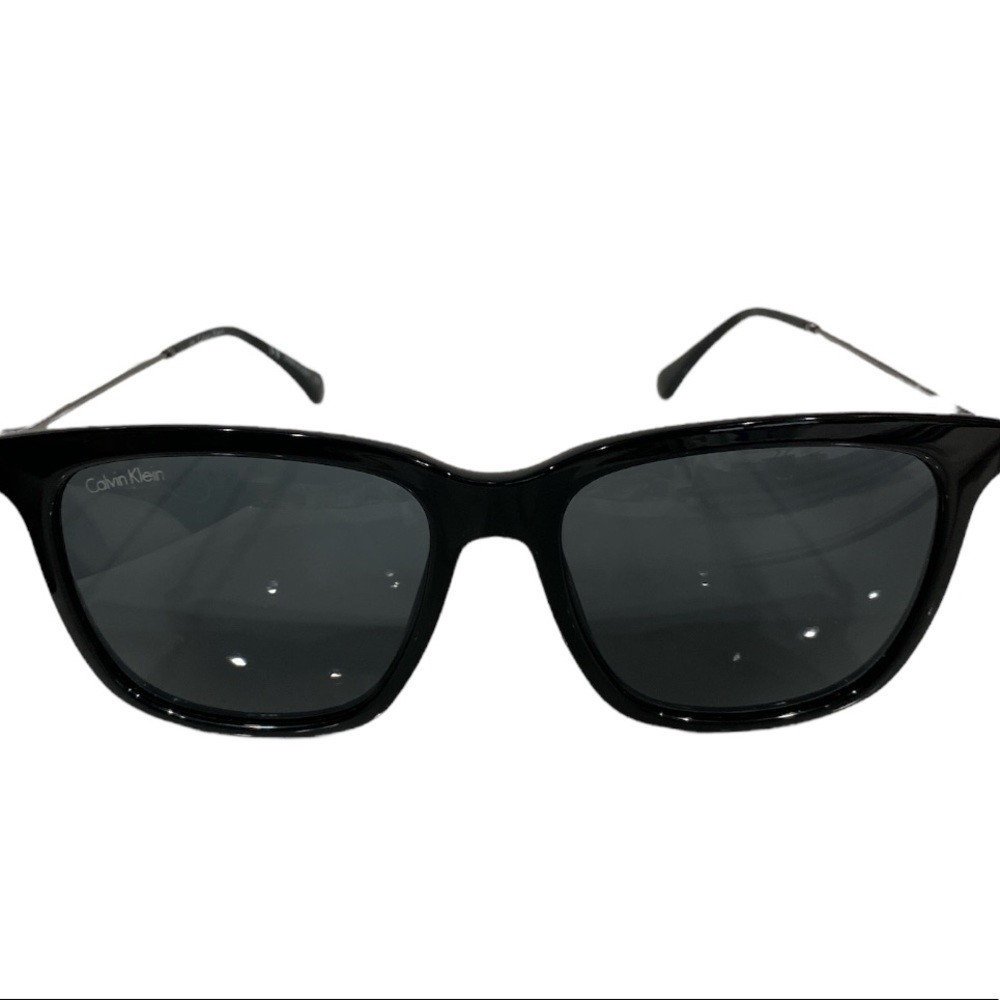 Calvin Klein  Sunglasses Black